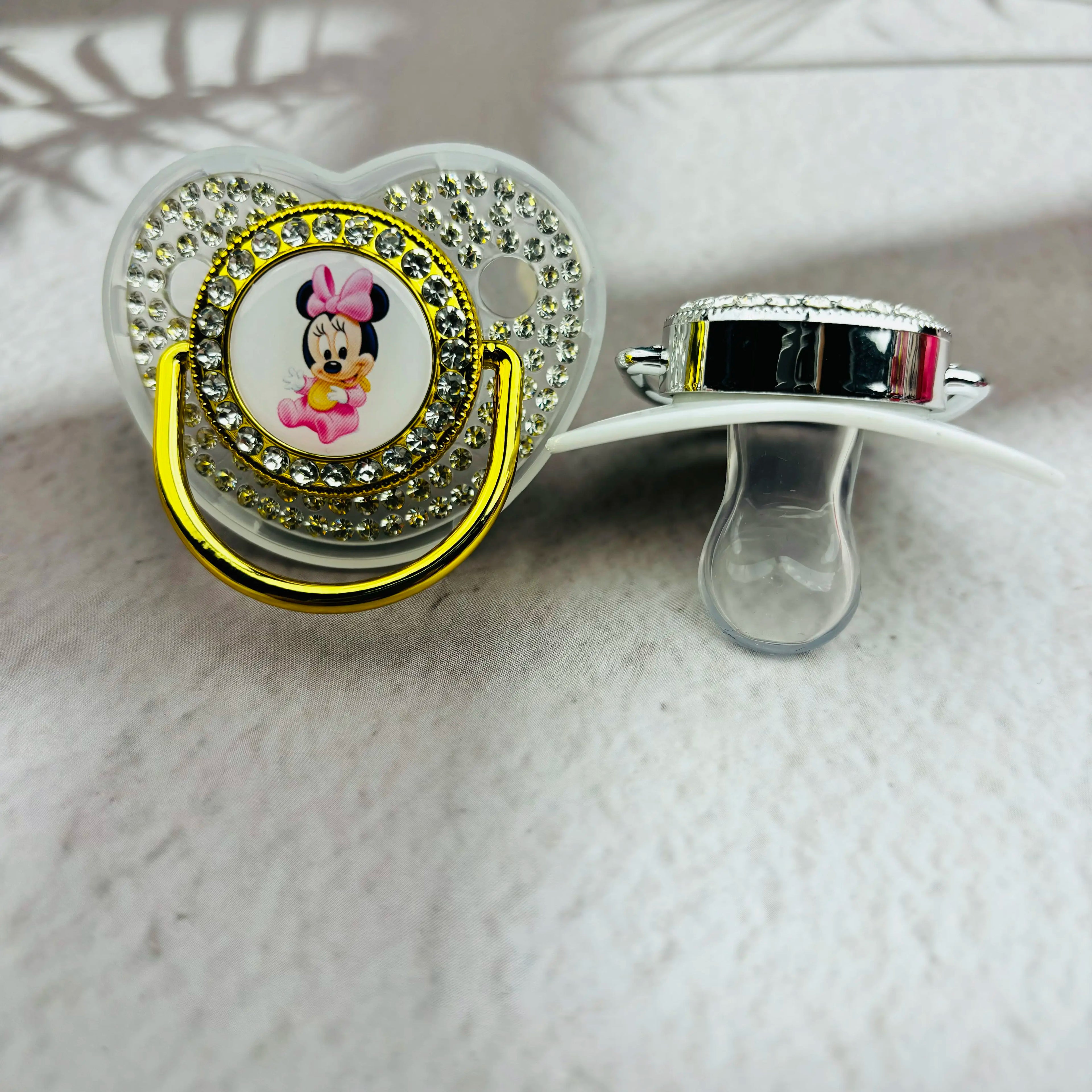 [Baby Feeding Products] Minnie Mouse Baby Pacifier Clip Bisphenol A-Free Silicone Baby Pacifier Bling Newborn Chupete Bebe 0-24M
